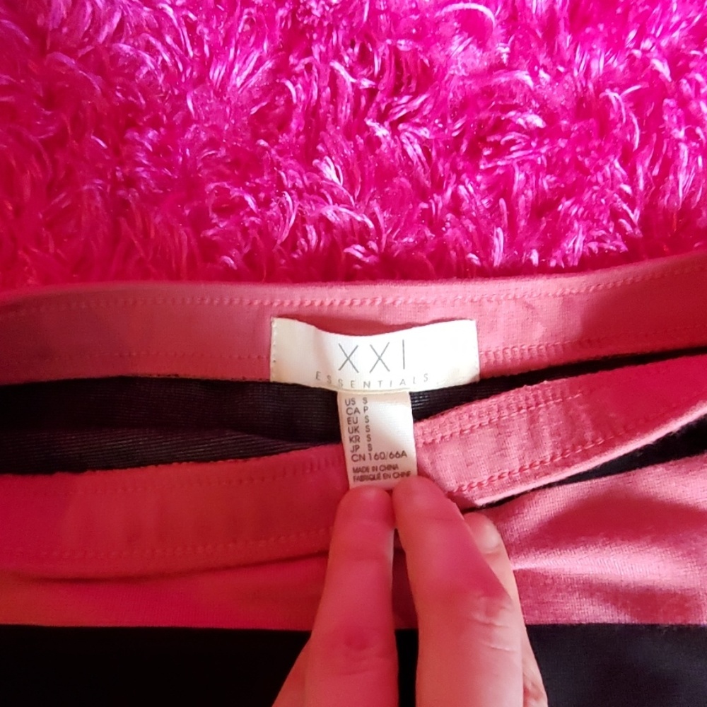 Mini Skirt - Picture 2 of 3
